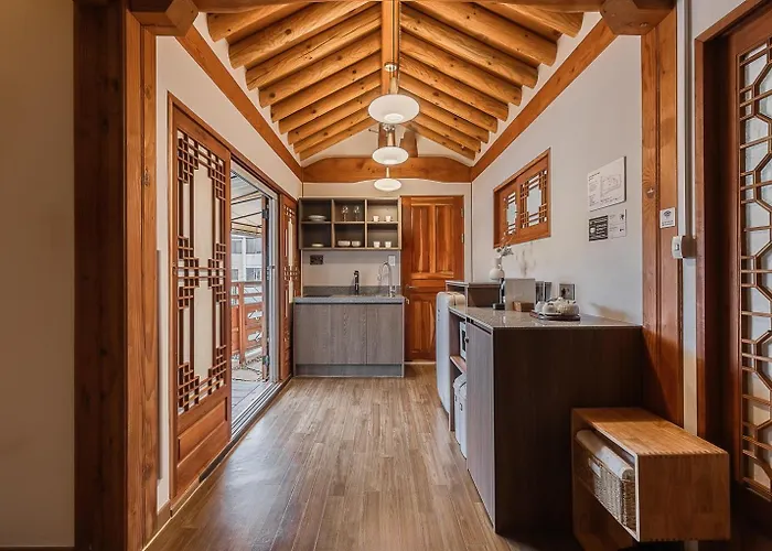 Luxury Hanok Nest Seoul